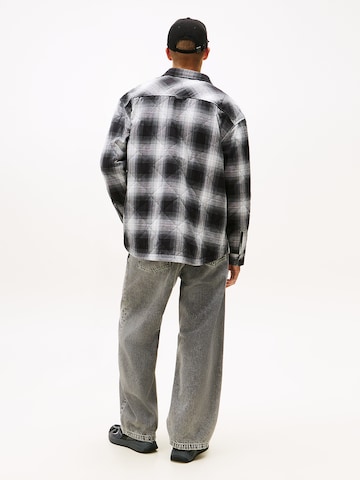 Veste mi-saison Tommy Jeans en noir
