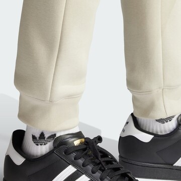 Effilé Pantalon 'Trefoil Essentials' ADIDAS ORIGINALS en beige