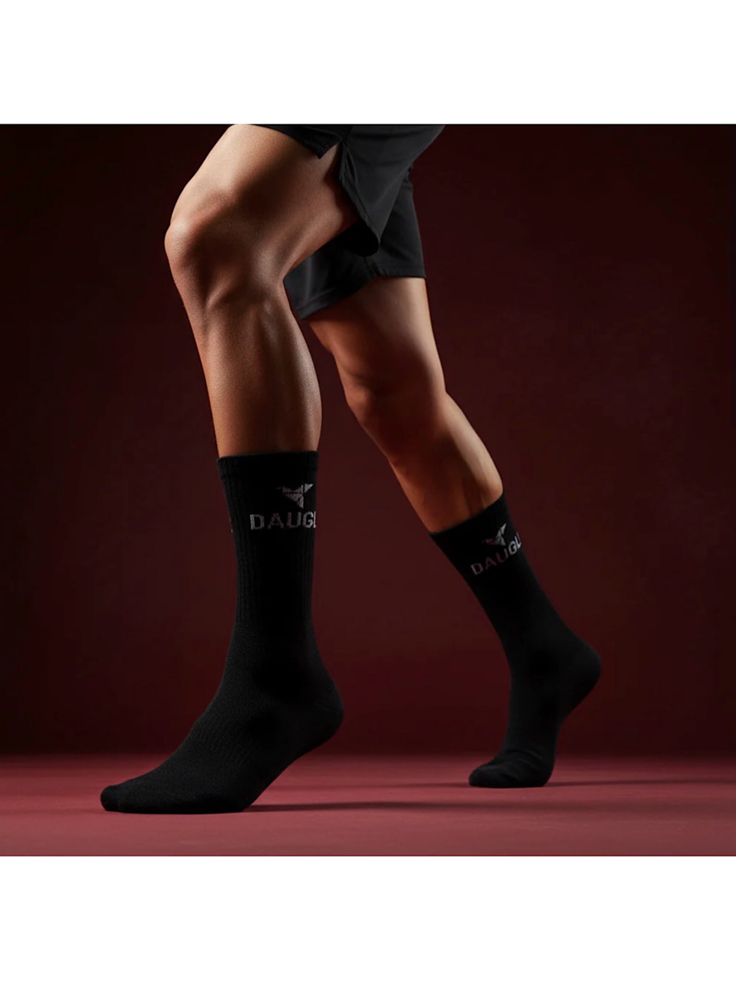 DAUGLE Urheilusukat 'DAUGLE Athletic Training Socks' värissä musta