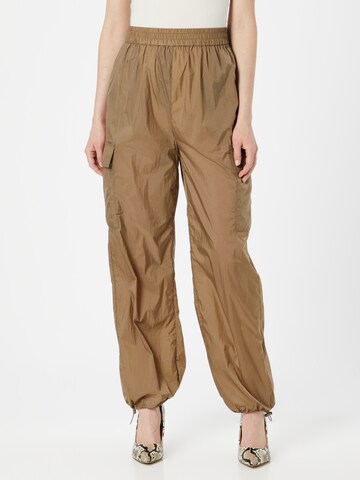 modström Loose fit Cargo Pants 'Amaya' in Beige: front