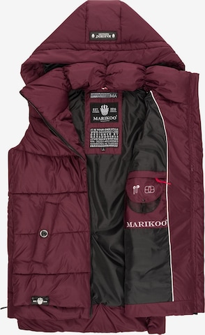 MARIKOO Bodywarmer 'Zarinaa' in Rood