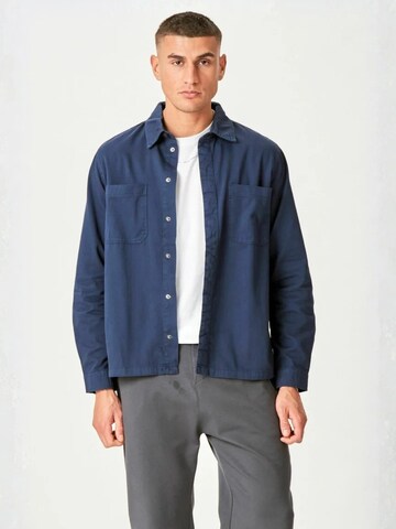 TEESHOPPEN Regular Fit Paita ' Shirt ' värissä sininen: etupuoli