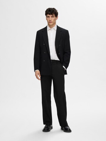 SELECTED HOMME Loosefit Kalhoty se sklady v pase 'Liam 220' – černá