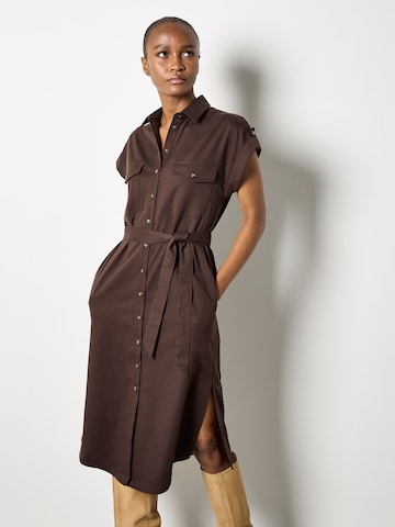 Apricot Dress ' ' in Brown