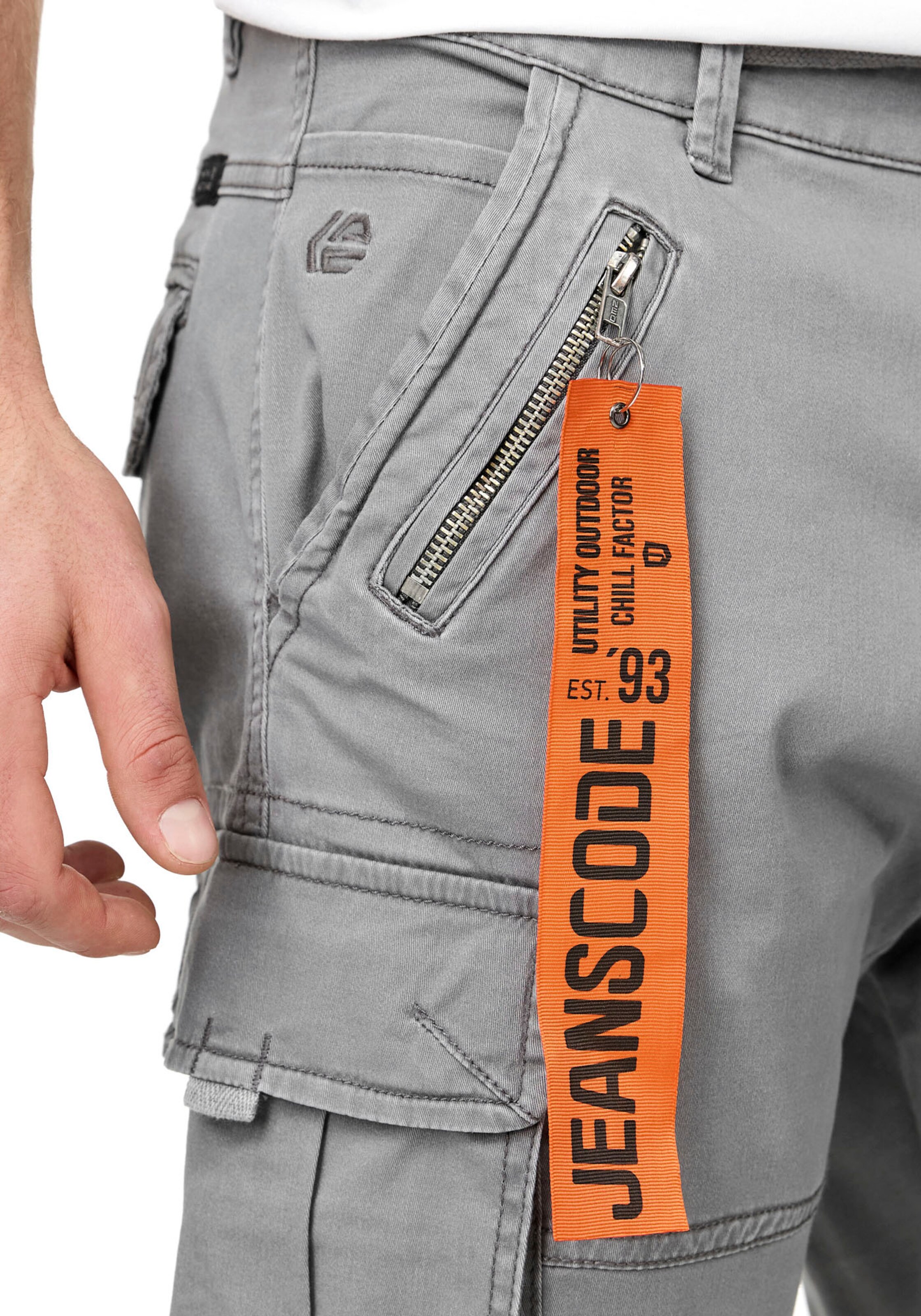 INDICODE JEANS Regular Cargo Pants in Grey