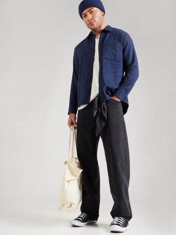 Abercrombie & Fitch Regular fit Ing - kék