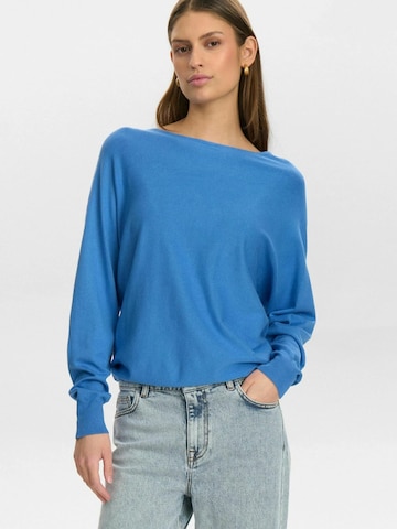 Pull-over ' NUDAYA ' NÜMPH en bleu : devant