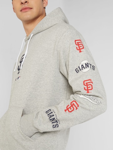 Felpa di Champion Authentic Athletic Apparel in grigio