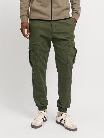 JACK & JONES Tapered Cargo trousers 'JPSTKane Jonnie' in Green: front