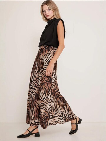 Bigdart Skirt in Brown