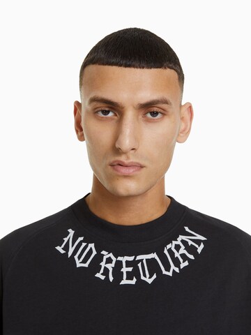 Bershka T-Shirt in Schwarz
