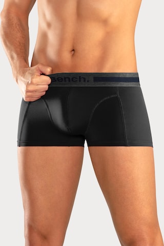 BENCH Boxershorts in Schwarz