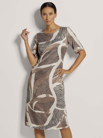 MADELEINE Kleid in Weiß: Vorderseite
