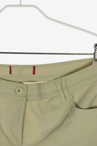 UNBEKANNT Capri-Hose L in Beige: predná strana