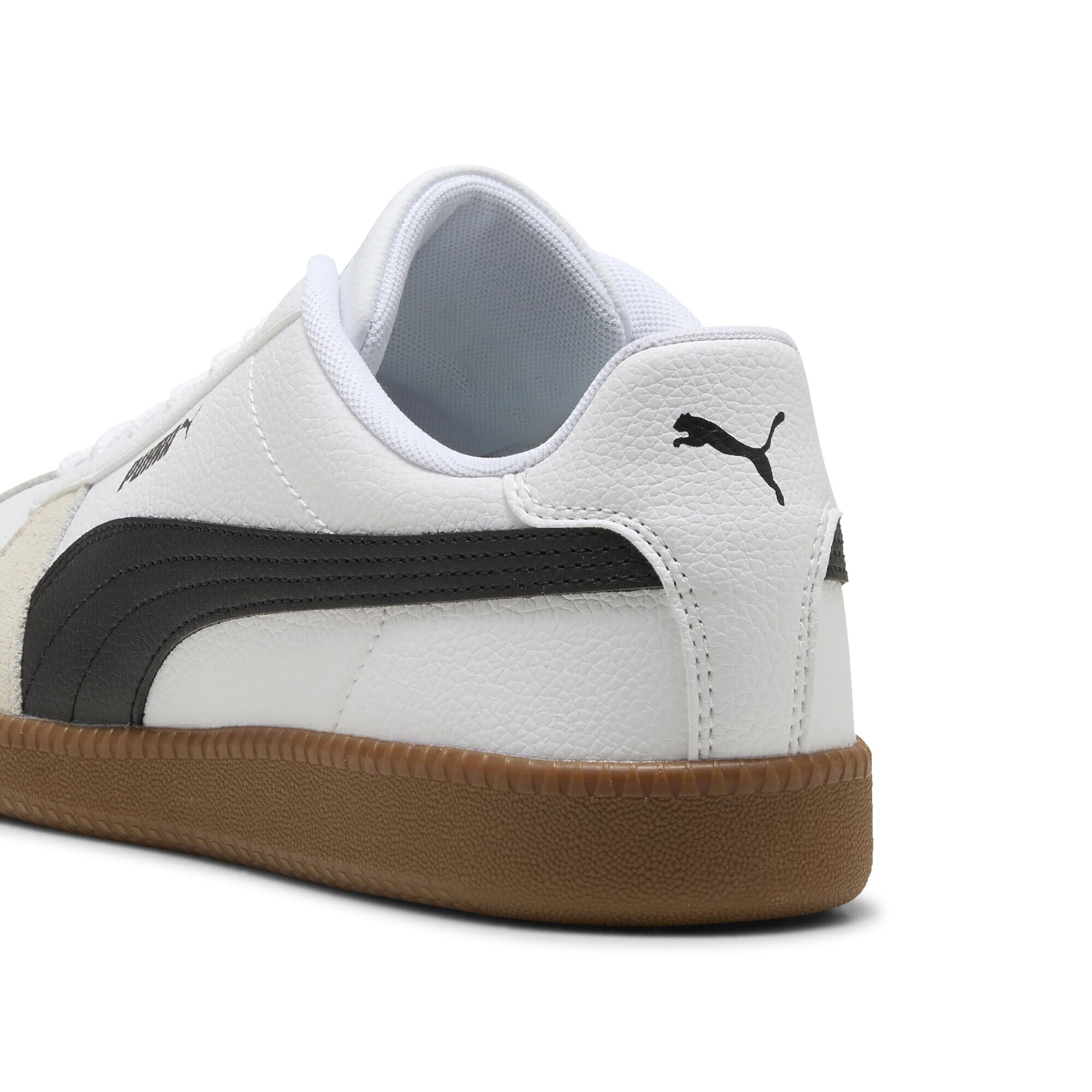 PUMA Sneakers in White