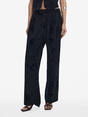 Desigual Normální Kalhoty – černá: přední strana