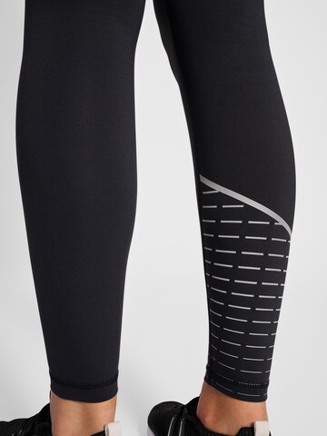 Skinny Pantalon de sport Newline en noir