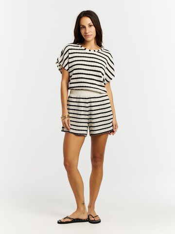 PROTEST Regular Pants 'PRTCabin' in White