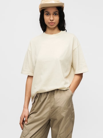 Tricou 'ESSENTIAL SIMPLE DOME' de la THE NORTH FACE pe alb