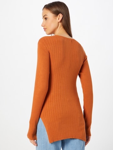 Warehouse Sweter w kolorze brązowy
