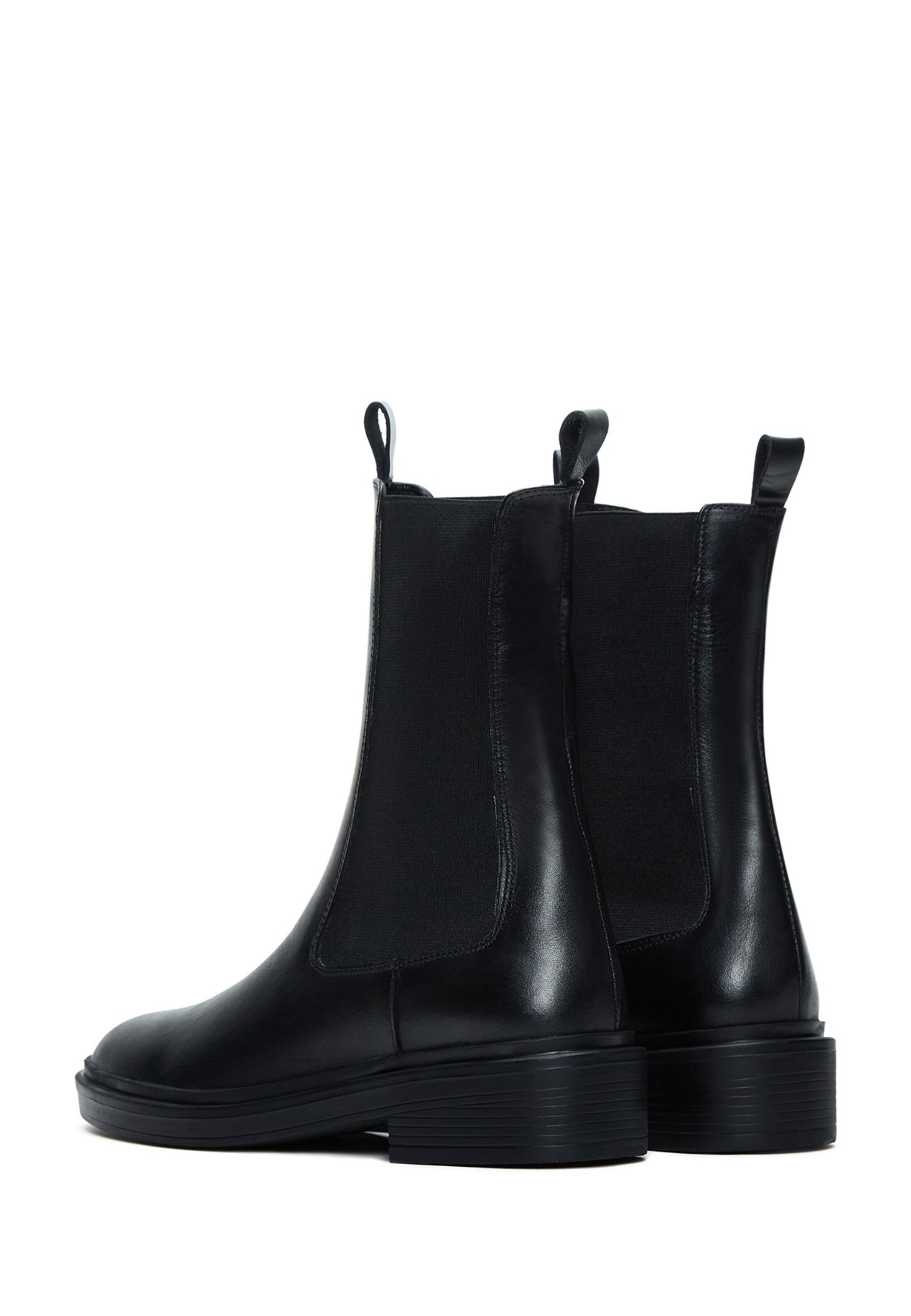 Derimod Chelsea boots in Zwart