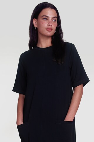 Aligne Dress in Black