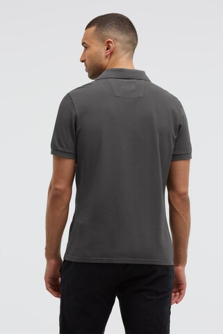CAMP DAVID Shirt in Grey