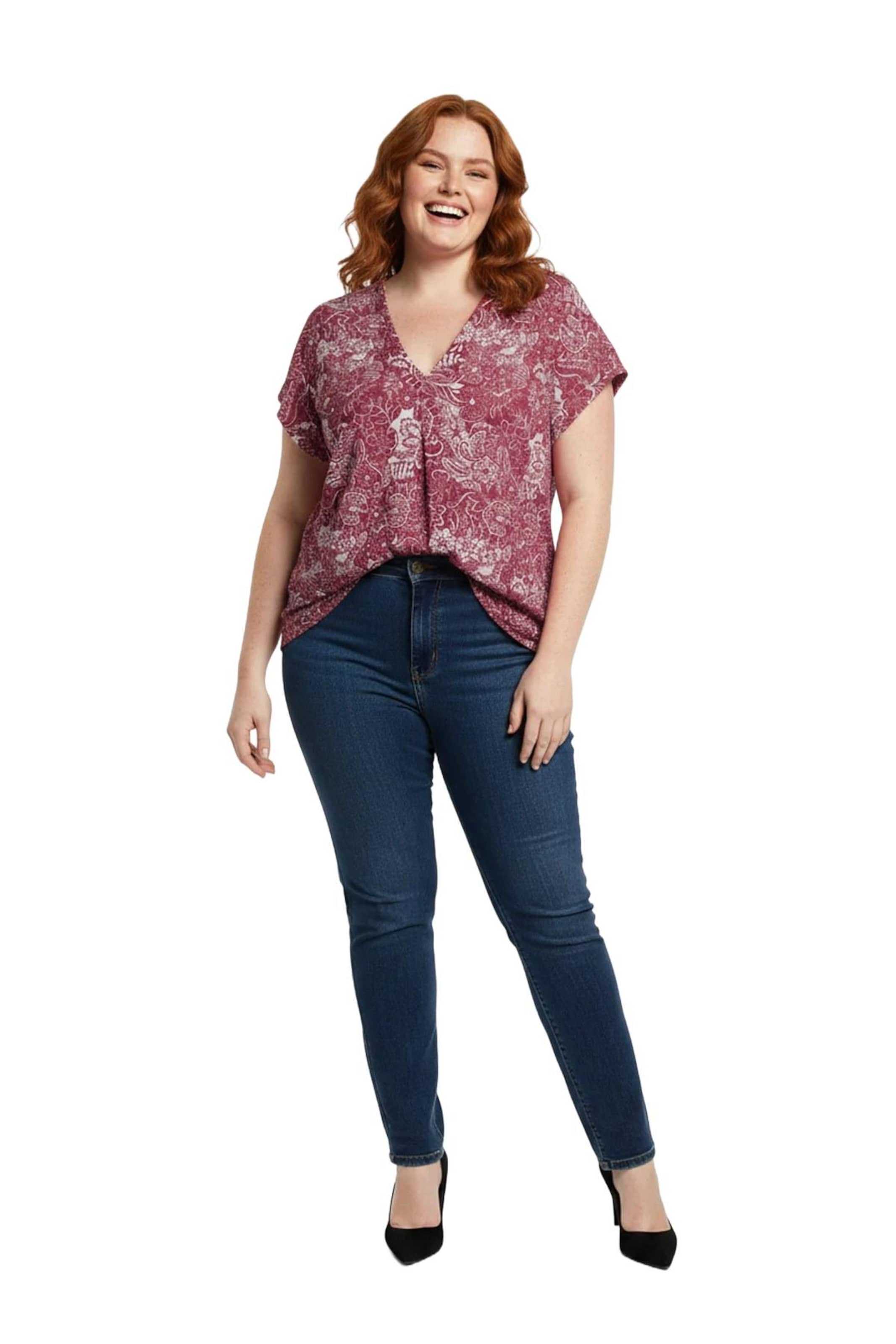 Shape Of You Blouse in Rood: voorkant