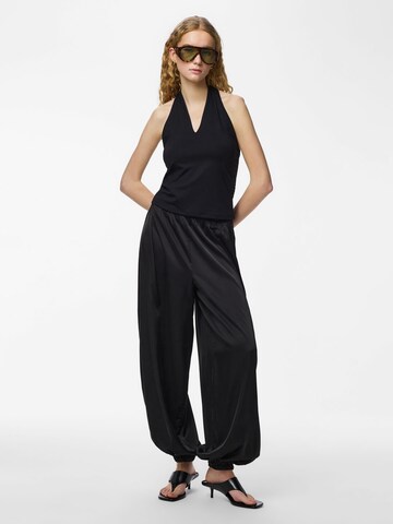 Top di PIECES in nero