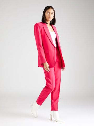 BRUUNS BAZAAR Slimfit Παντελόνι με τσάκιση 'Cindy Ciry' σε ροζ