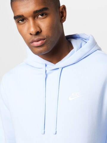 Nike Sportswear Regular Fit Sweatshirt 'Club Fleece' in Blau