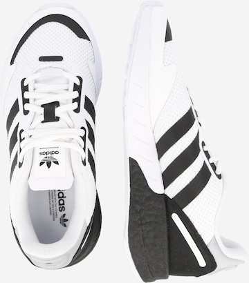 Baskets basses ' ZX 1K Boost' ADIDAS ORIGINALS en blanc