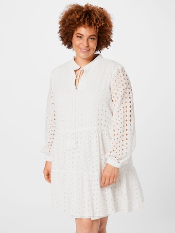 Robe Missguided Plus en blanc : devant