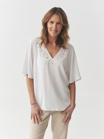 TATUUM - Blusa 'Dissia' en blanco: frente