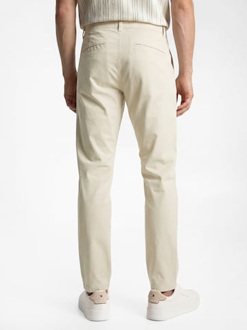 Nils Sundström Regular Chino in Beige