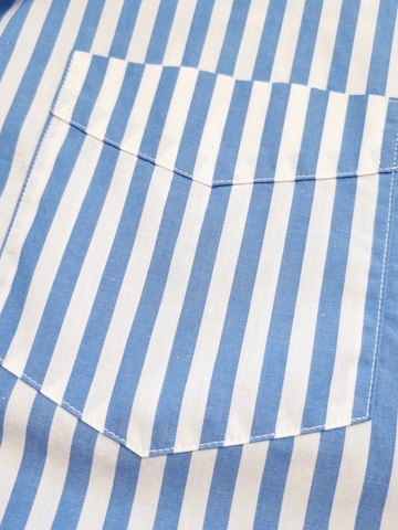 LIKS. Munich - Blusa en azul