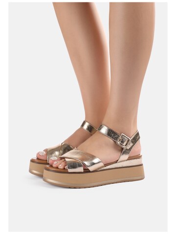 INUOVO Strap Sandals in Gold