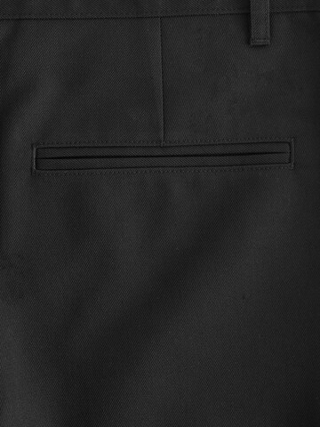 Next Slimfit Kalhoty – černá