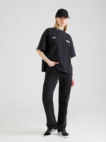 T-shirt 'CRISSY' Pegador en noir