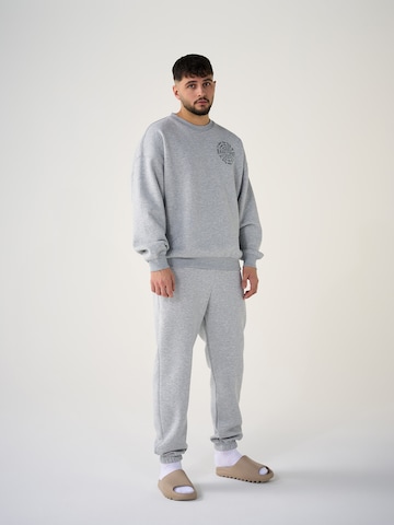 ABOUT YOU x Dardan Sweatshirt 'Luis' in Grey