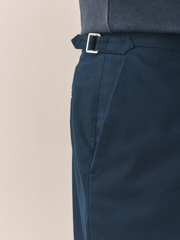 regular Pantaloni con piega frontale di Next in blu