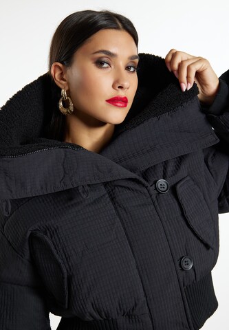 faina Winterjacke in Schwarz