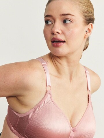 C&City Bralette Bra in Pink