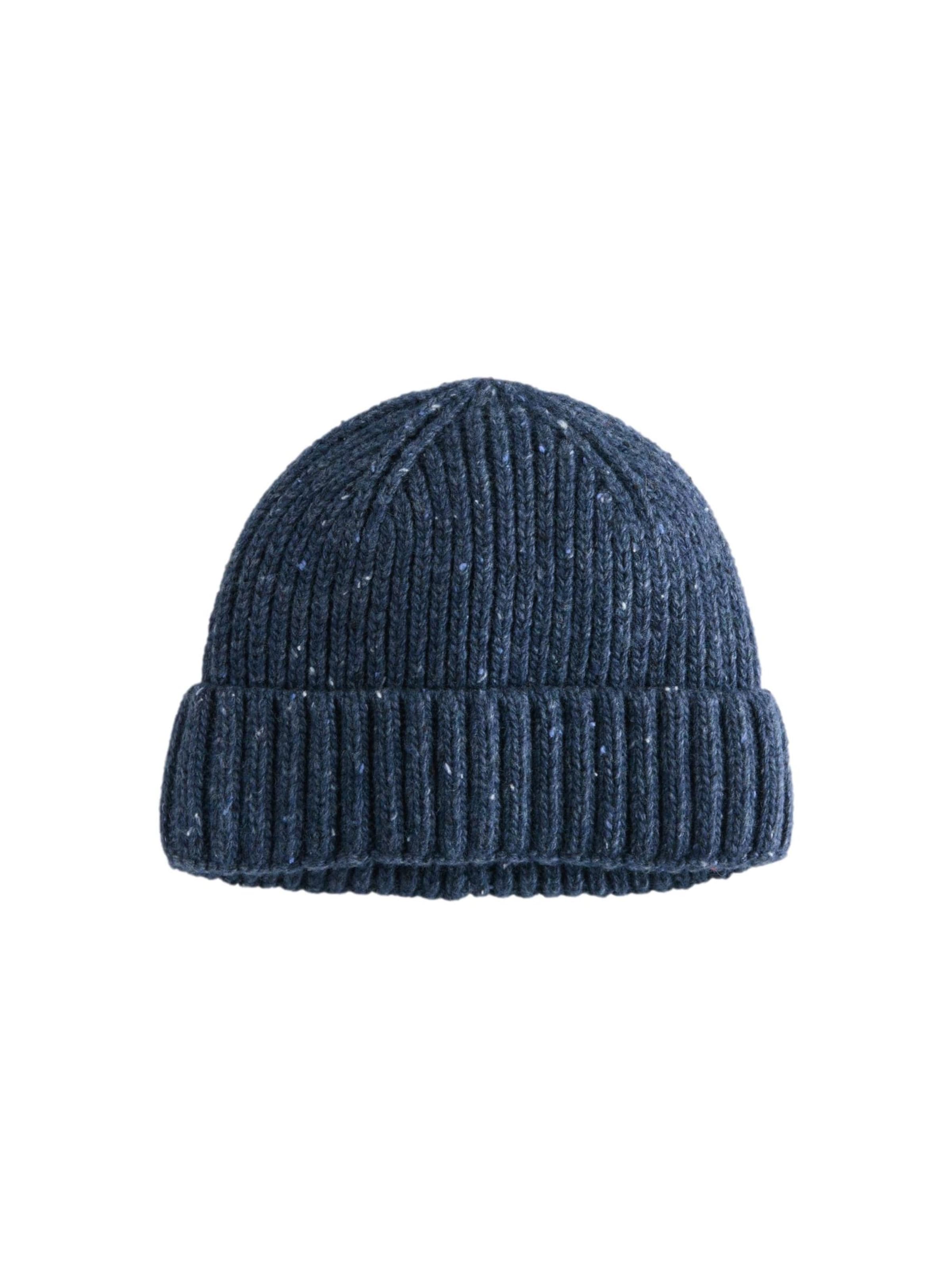 Next Beanie in Blau: Vorderseite