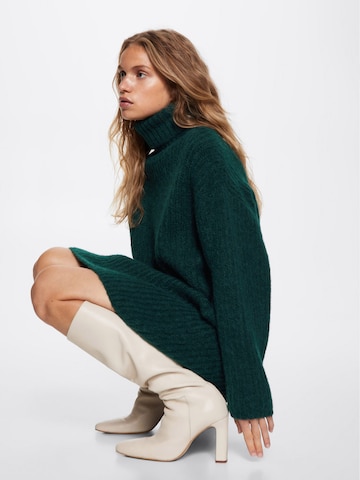 Rochie tricotat 'FRESA' de la MANGO pe verde