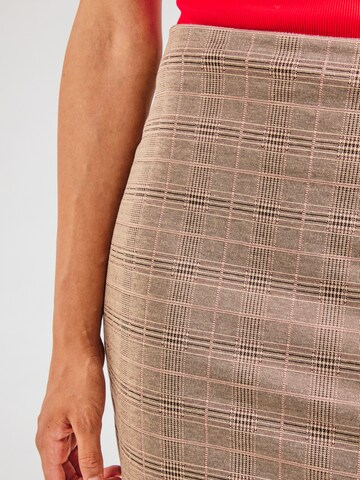 JDY Rok 'JDYGEGGO MIA' in Bruin