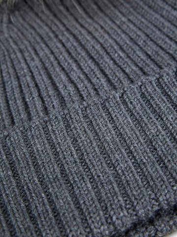 FALKE Beanie in Grey
