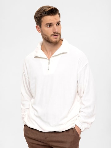 Antioch Sweatshirt in White