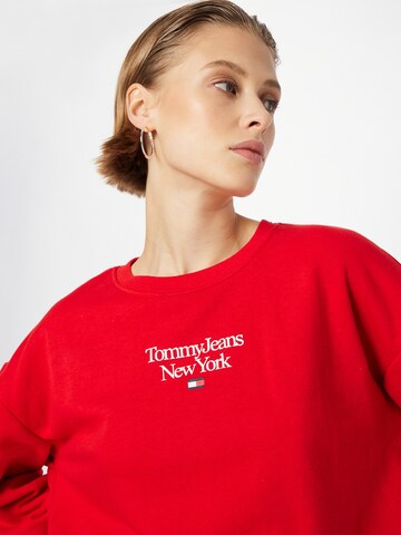 Tommy Jeans Sweatshirt in Red