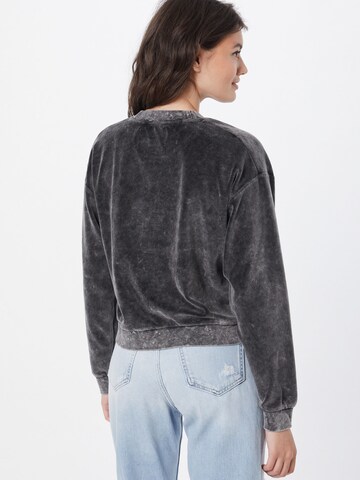 Calvin Klein Jeans Sweatshirt in Schwarz